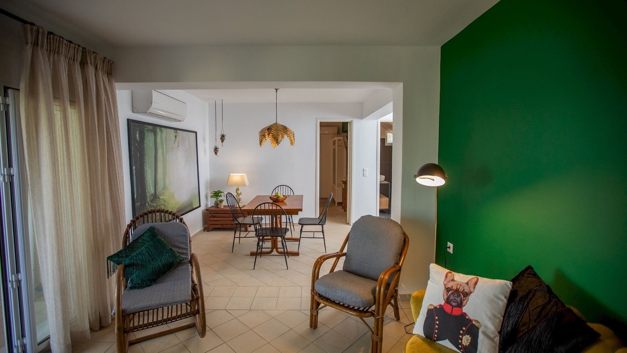 Photo of Livingroom in Tselendata