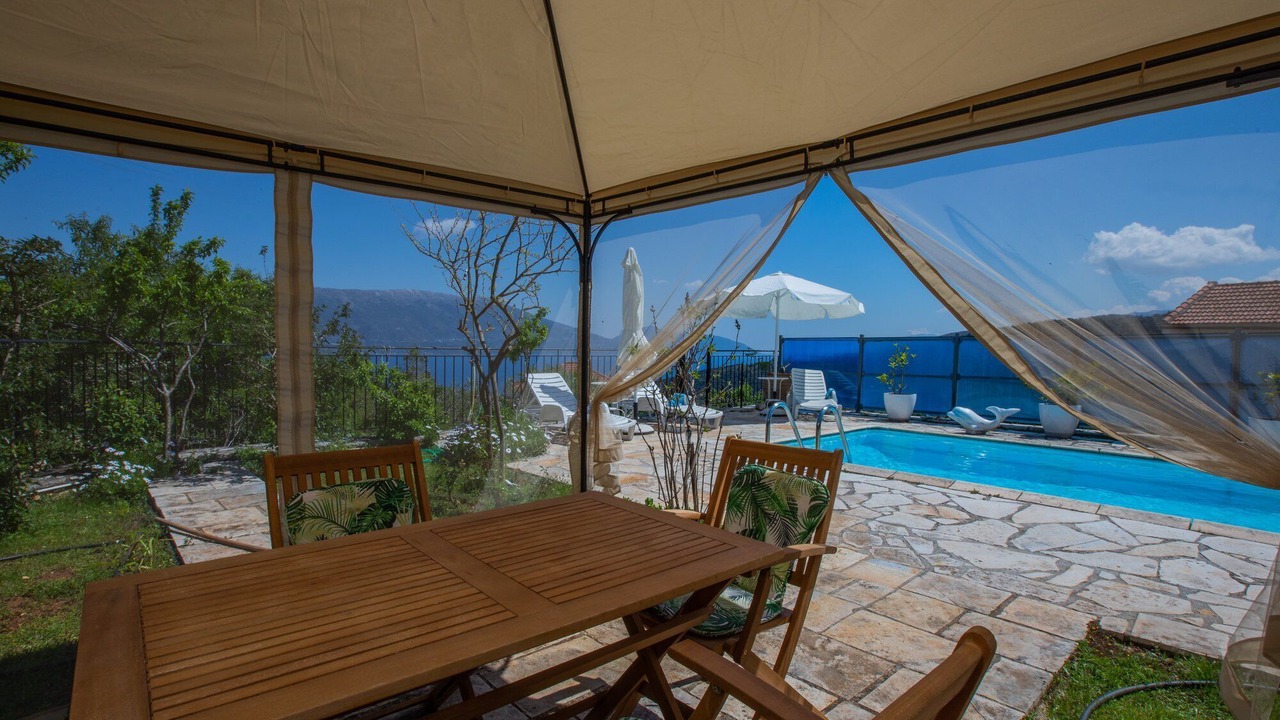 Photo of Outdoor in Tselendata