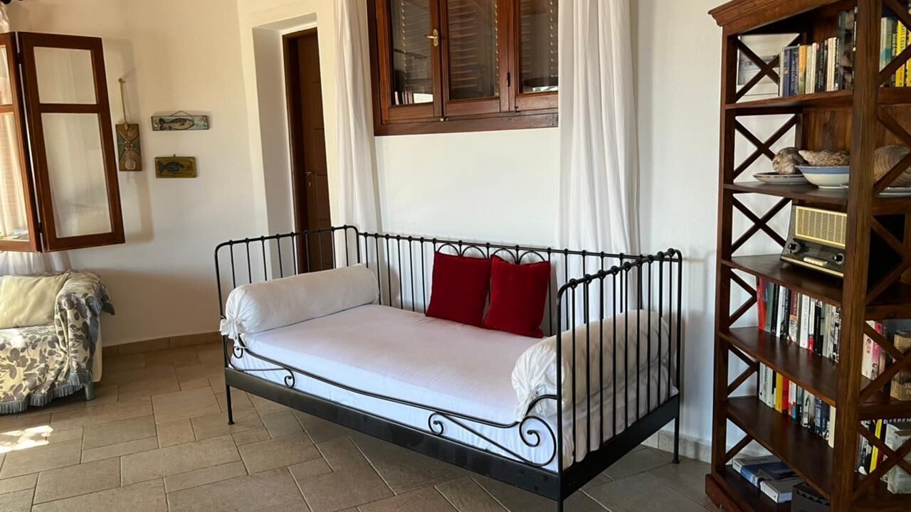 Photo of Bedroom in Marathi