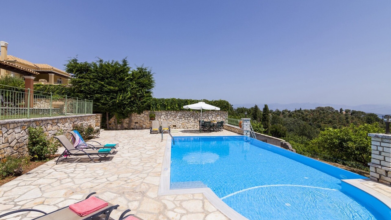 Photo of Others in Agios Stefanos Avliotes