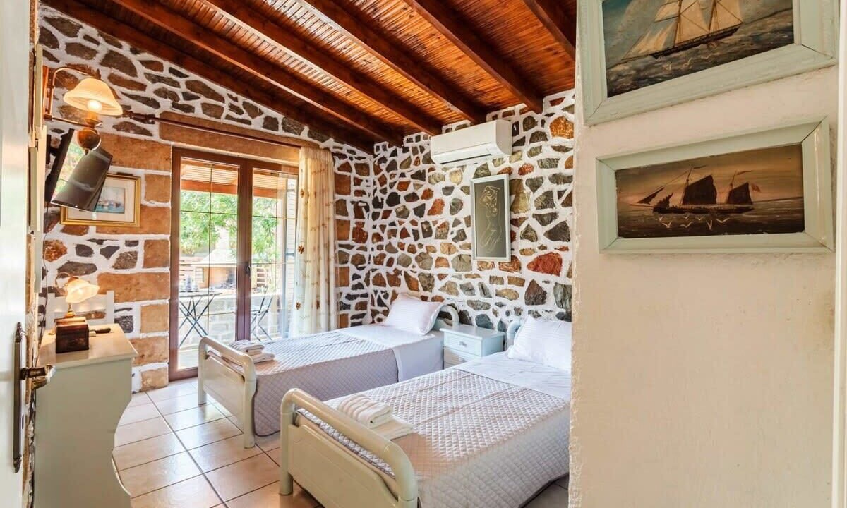 Photo of Bedroom in Lefktron