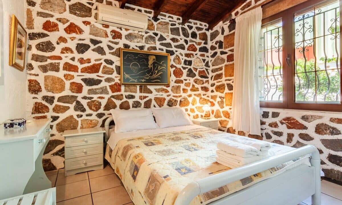 Photo of Bedroom in Lefktron