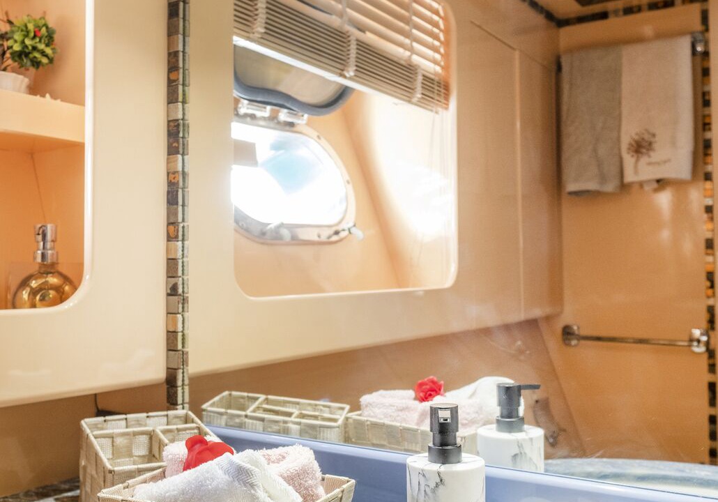 Photo of Bathroom in Ornos