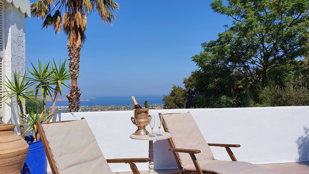 Photo of Patio Balcony in Lagoudi Zia