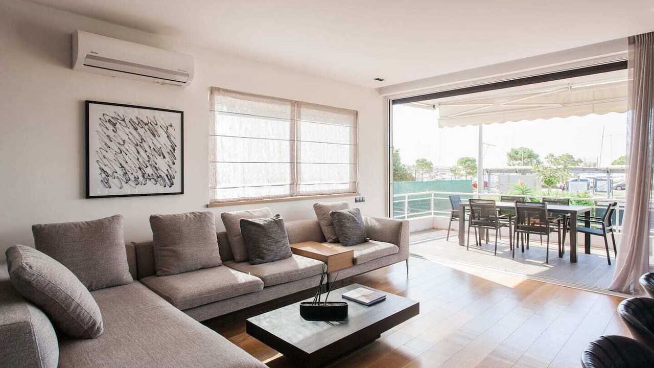 Photo of Livingroom in Glyfada