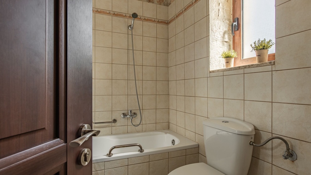 Photo of Bathroom in Ayios Kirikos