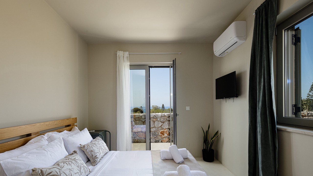 Photo of Bedroom in Filaki
