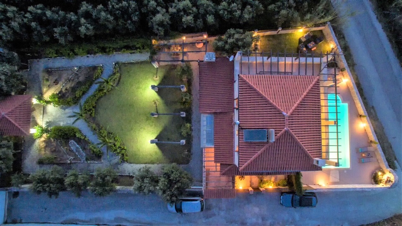 Photo of Outdoor in Tavronitis