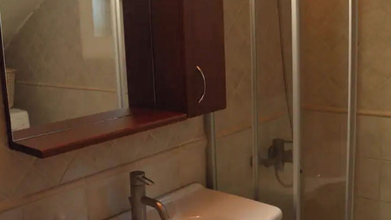 Photo of Bathroom in Prines