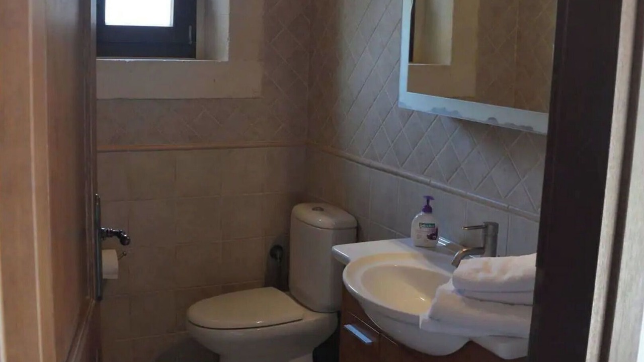 Photo of Bathroom in Prines