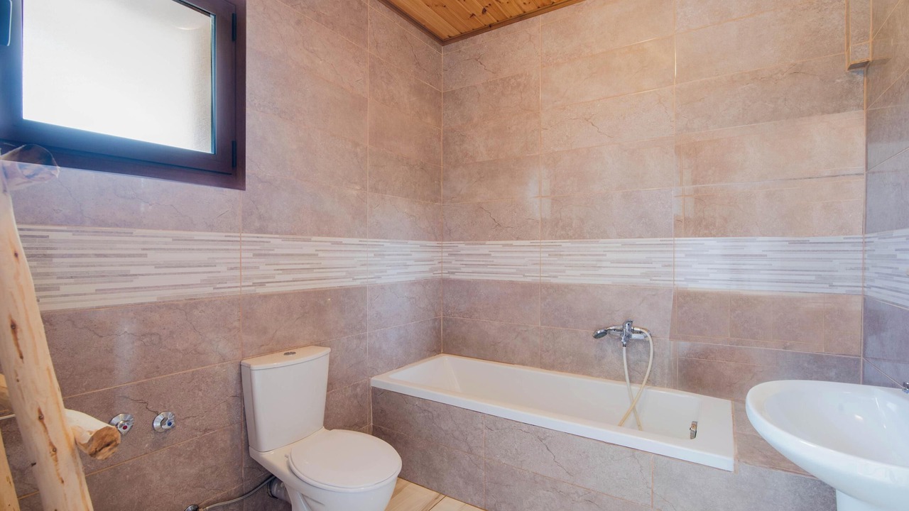 Photo of Bathroom in Arillas