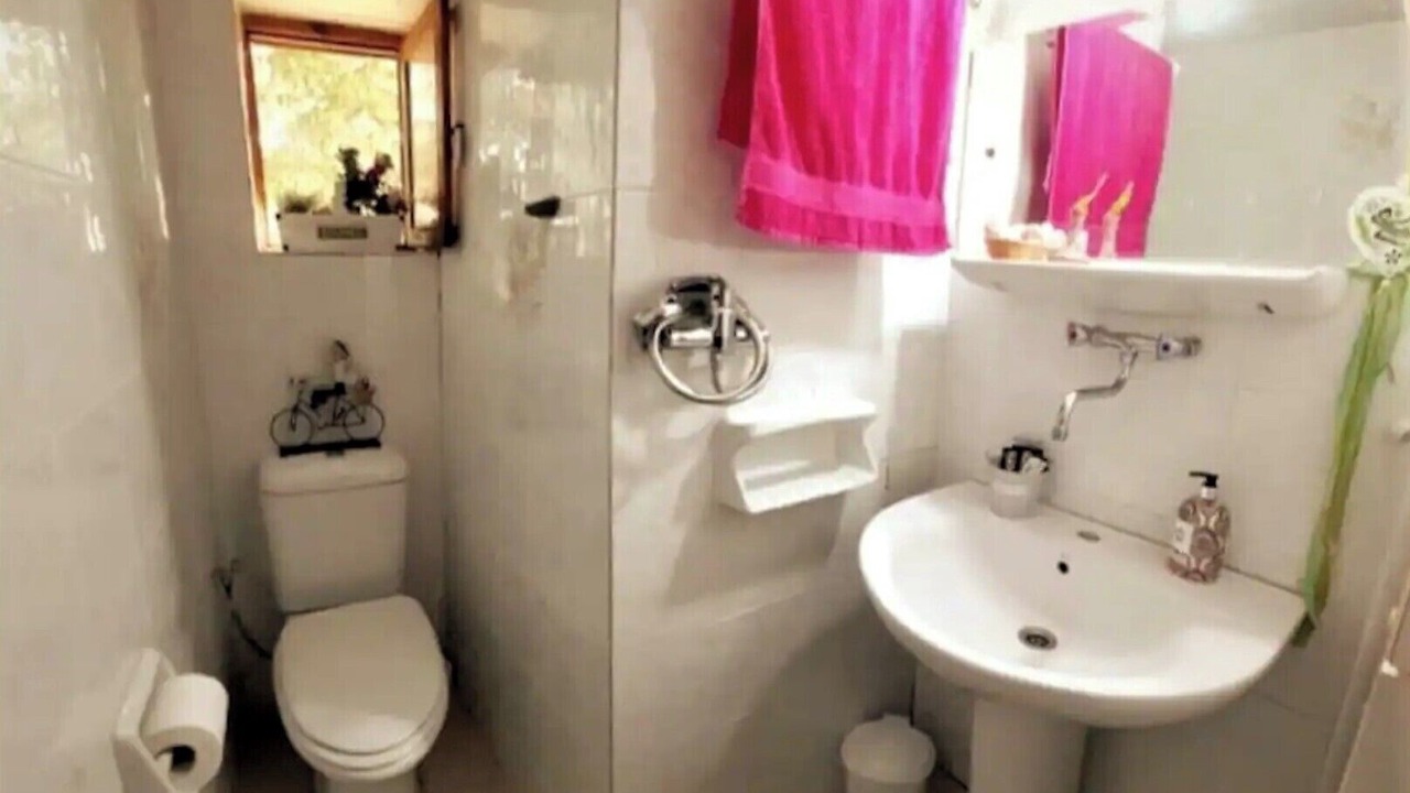 Photo of Bathroom in Longanikos