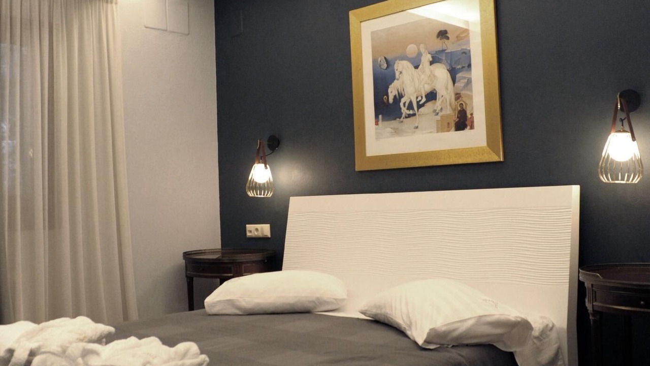 Photo of Bedroom in Papa Nero
