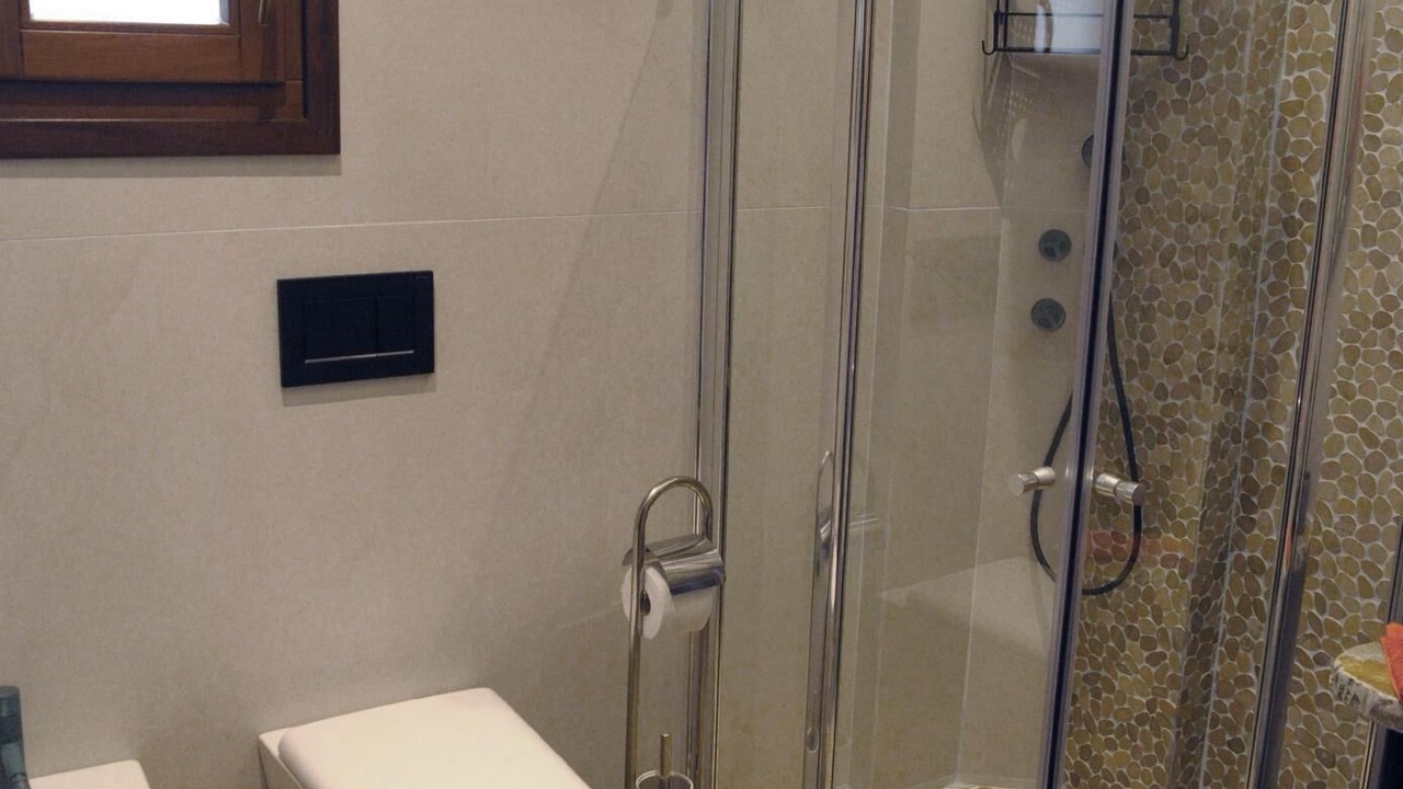 Photo of Bathroom in Papa Nero