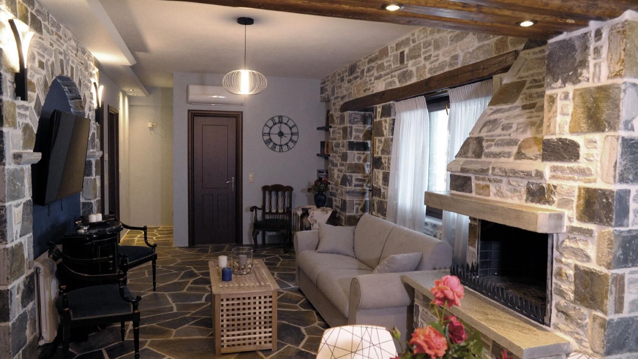 Photo of Livingroom in Papa Nero