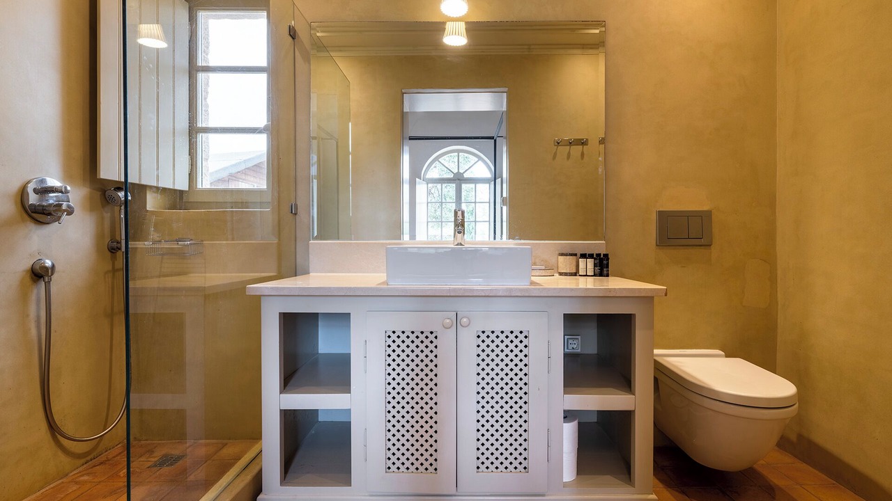 Photo of Bathroom in Kardamyli
