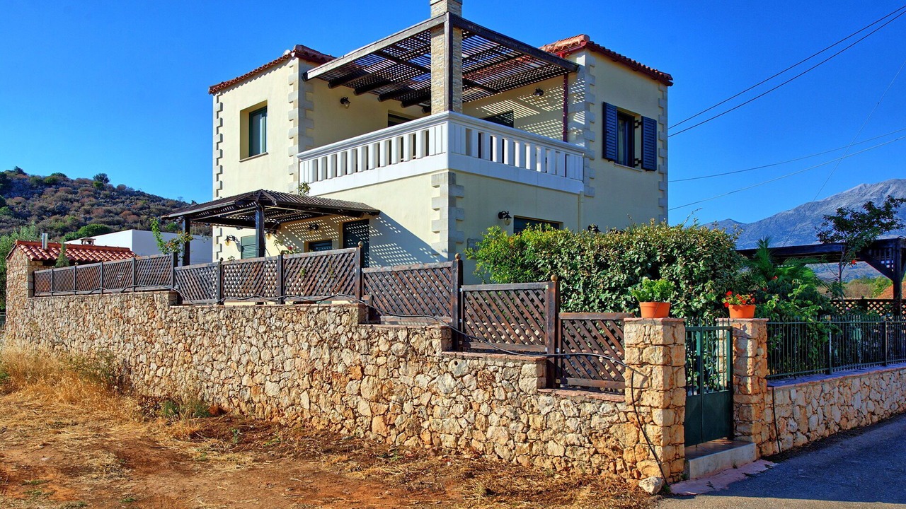 Photo of Outdoor in Makhairoi
