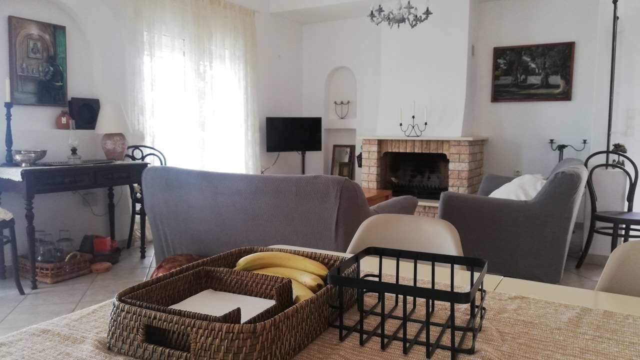 Photo of Livingroom in Agia Pelagia Chlomou
