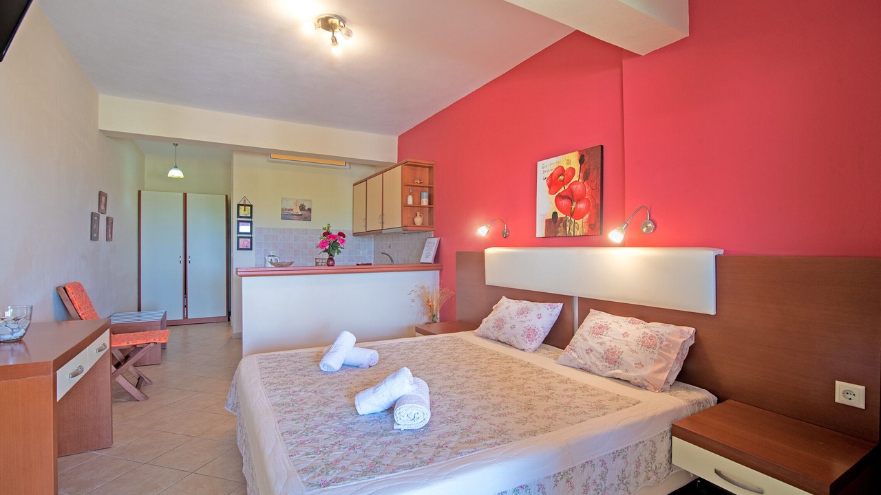Photo of Bedroom in Messonghi