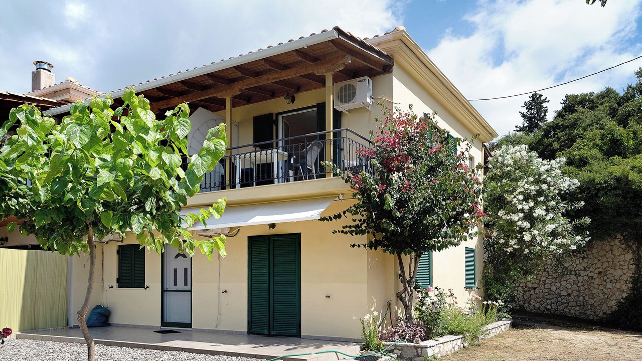 Photo of Outdoor in Mikros Gialos