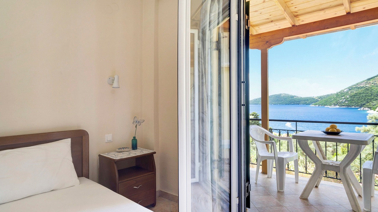 Photo of Bedroom in Mikros Gialos