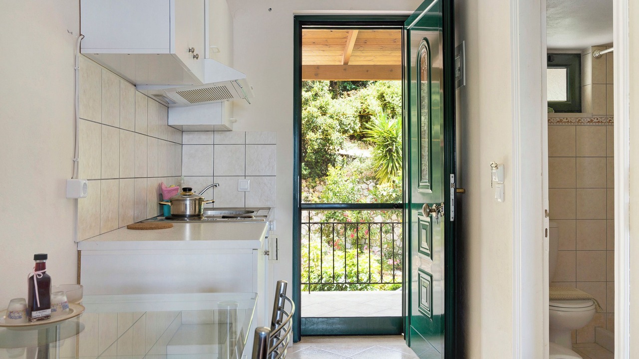 Photo of Kitchen in Mikros Gialos