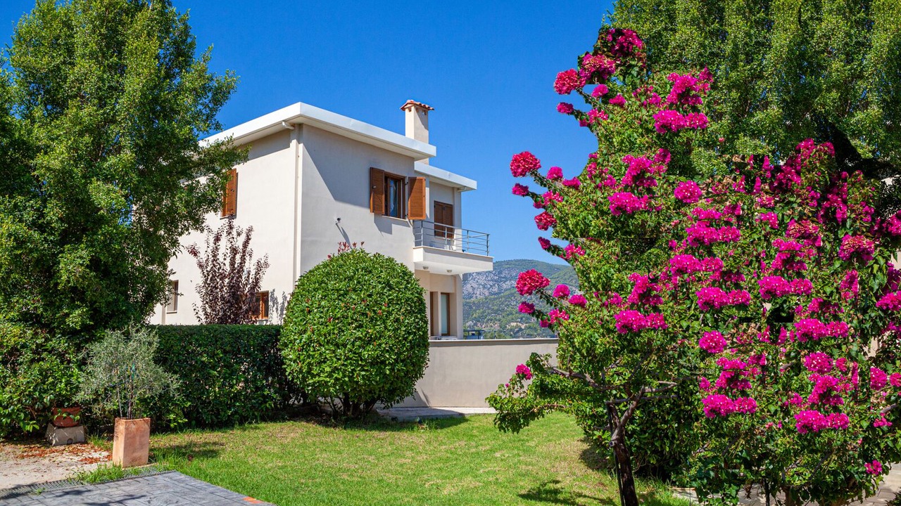 Photo of Outdoor in Melissopetra