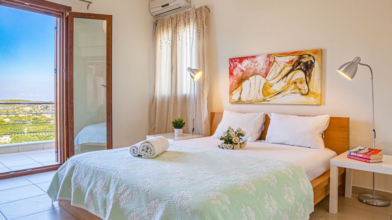 Photo of Bedroom in Melissopetra