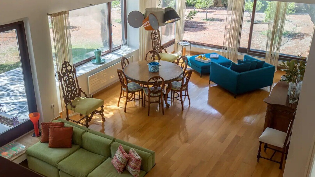 Photo of Livingroom in Saronikos