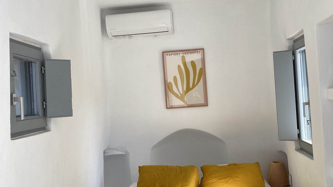 Photo of Bedroom in Molos
