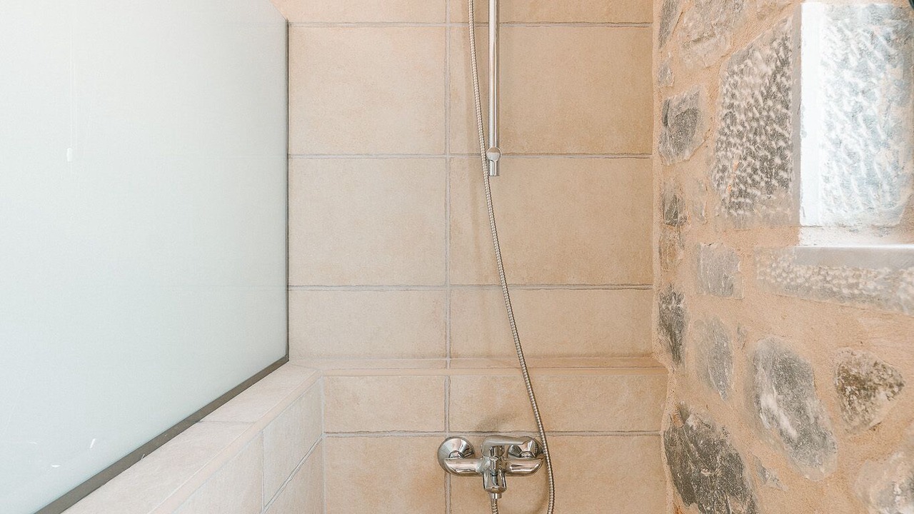 Photo of Bathroom in Lefktron