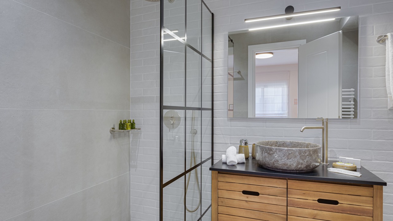 Photo of Bathroom in Plaka