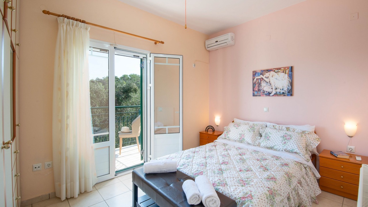 Photo of Patio Balcony in Lakka