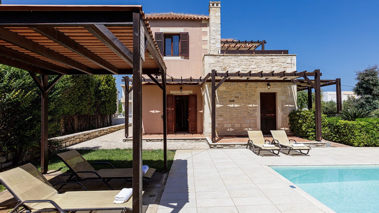 Photo of Outdoor in Adelianos Kampos