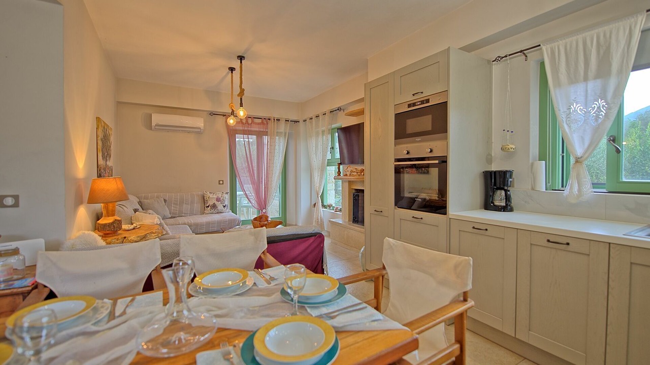 Photo of Bedroom in Almiros Beach