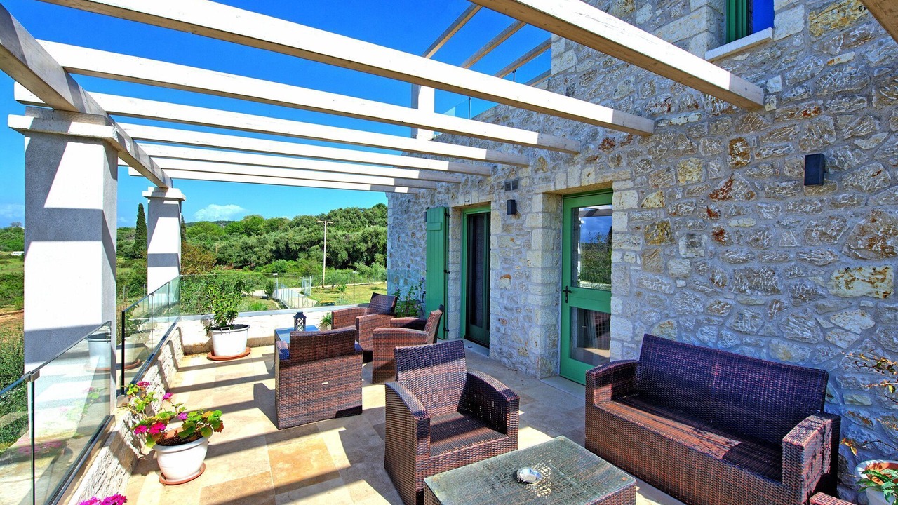 Photo of Patio Balcony in Almiros Beach