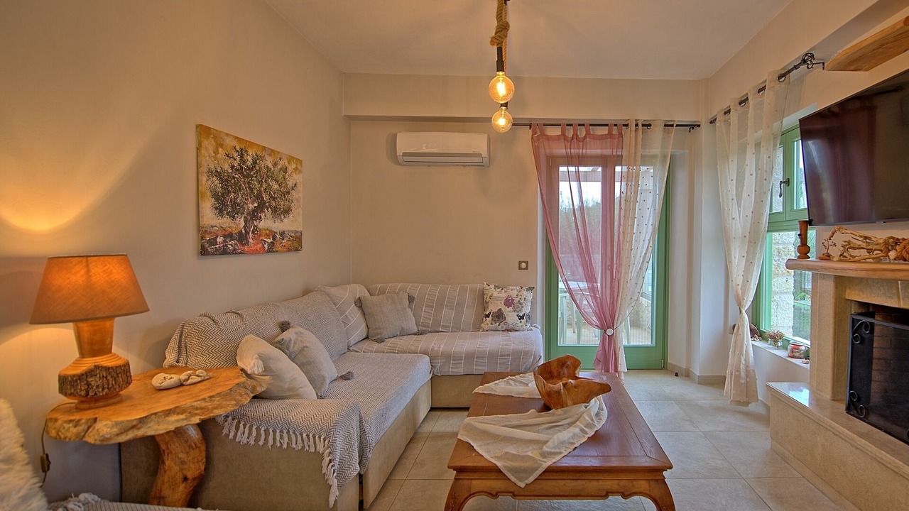 Photo of Livingroom in Almiros Beach