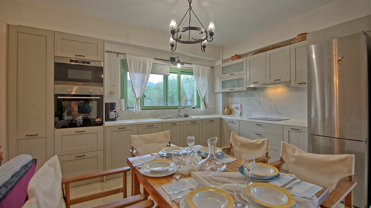 Photo of Bedroom in Almiros Beach
