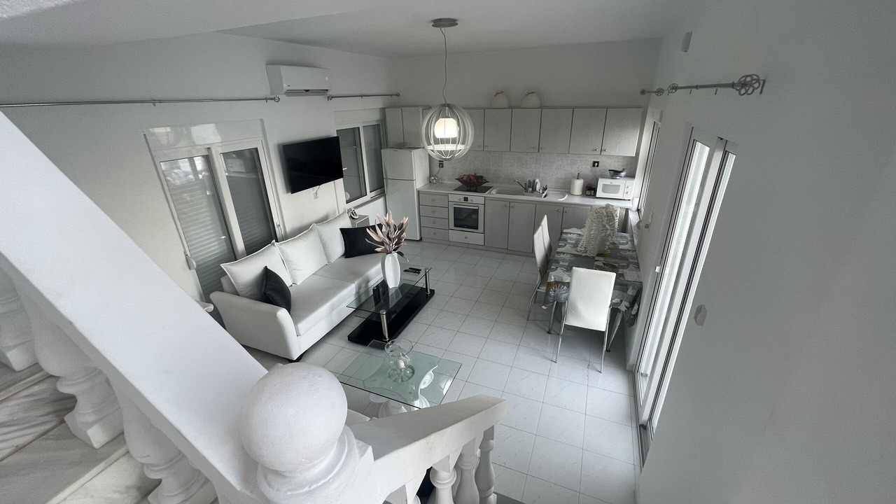 Photo of Livingroom in Haraki