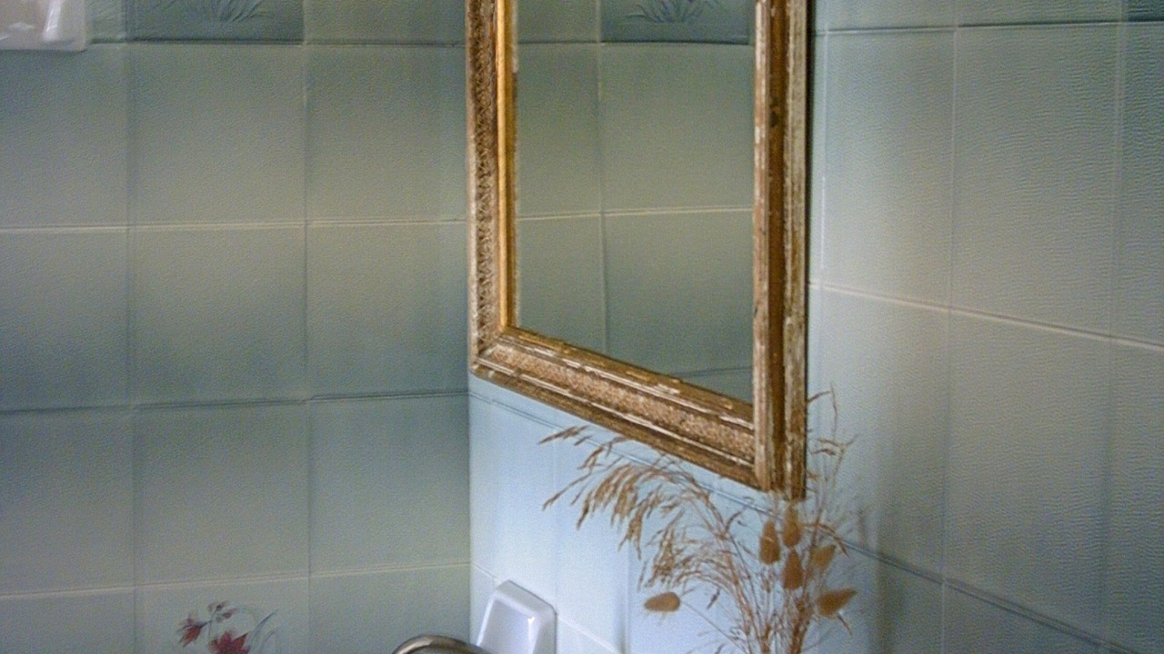 Photo of Bathroom in Parelia
