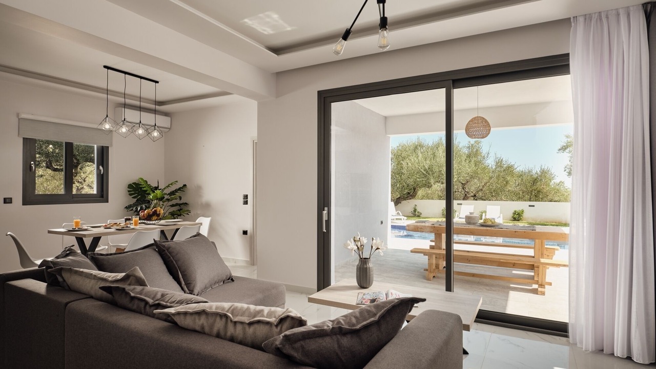Photo of Livingroom in Tsilivi