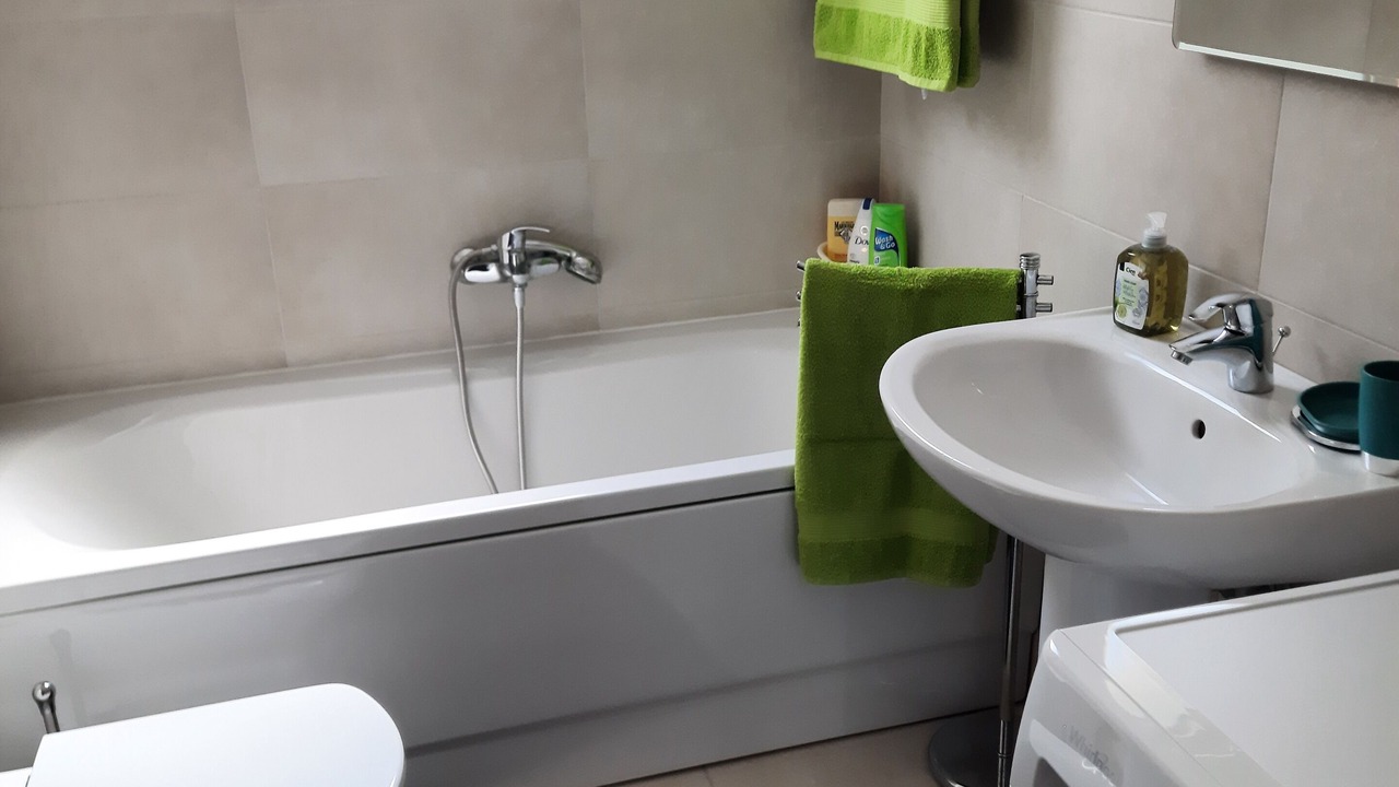 Photo of Bathroom in Elliniko-Argyroupoli