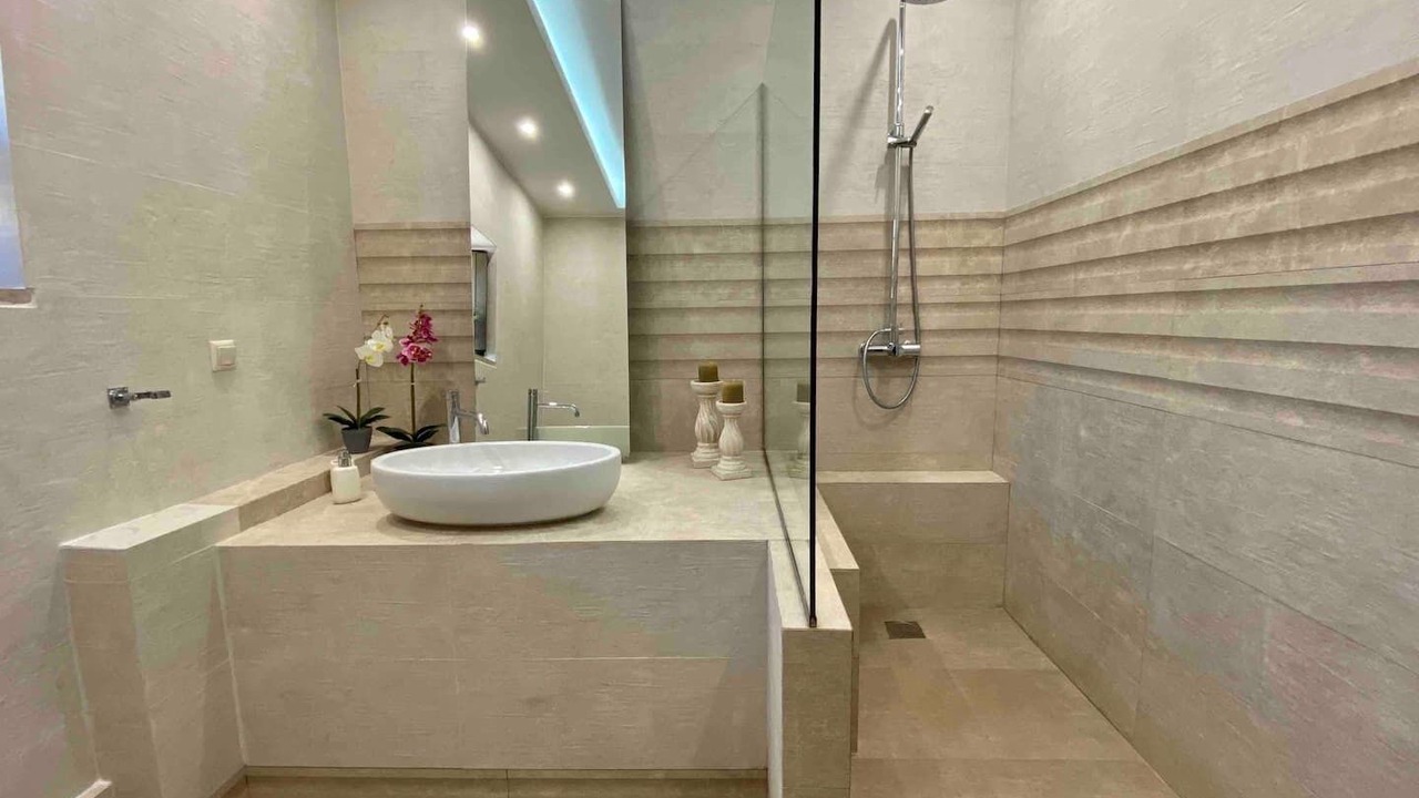 Photo of Bathroom in Kardamyli