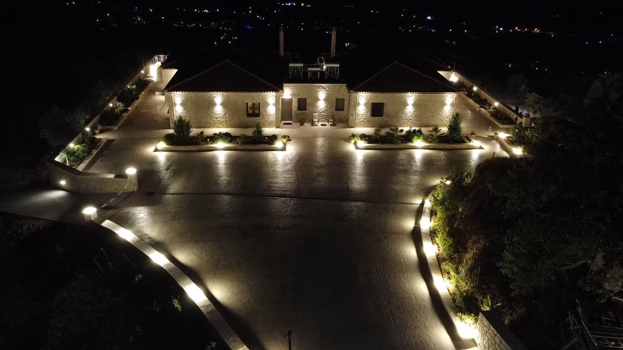 Photo of Outdoor in Lefktron