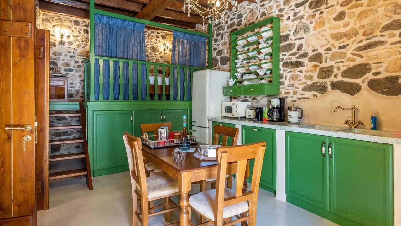 Photo of Kitchen in Piskokefalon