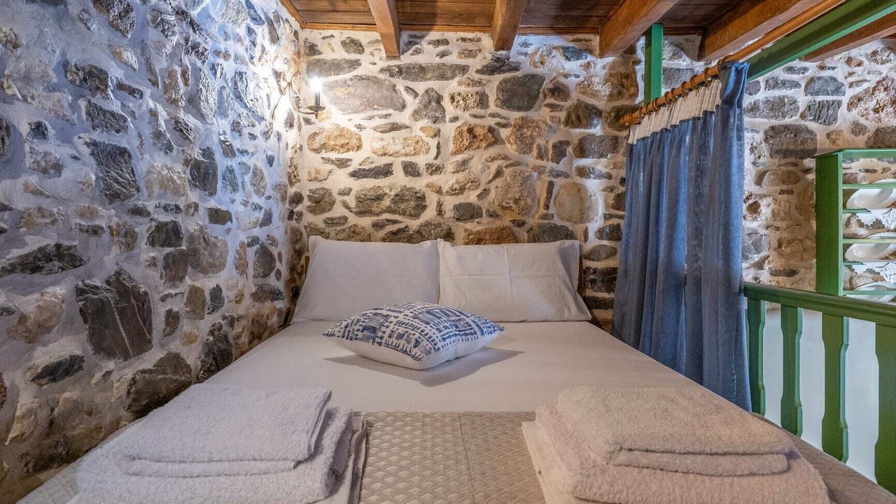 Photo of Bedroom in Piskokefalon