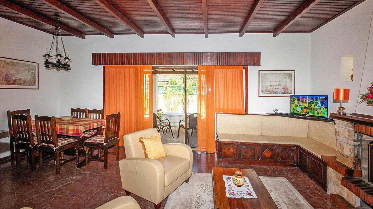 Photo of Livingroom in Acharavi