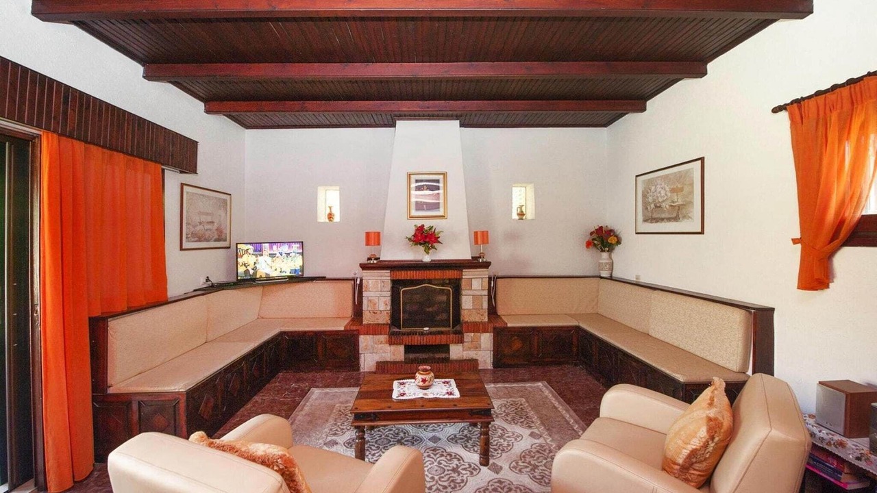 Photo of Livingroom in Acharavi