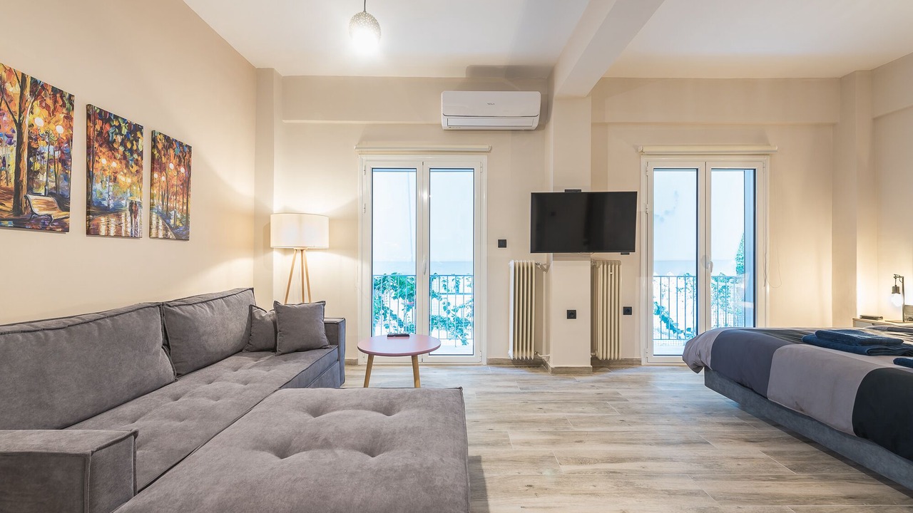 Photo of Livingroom in Exarhia