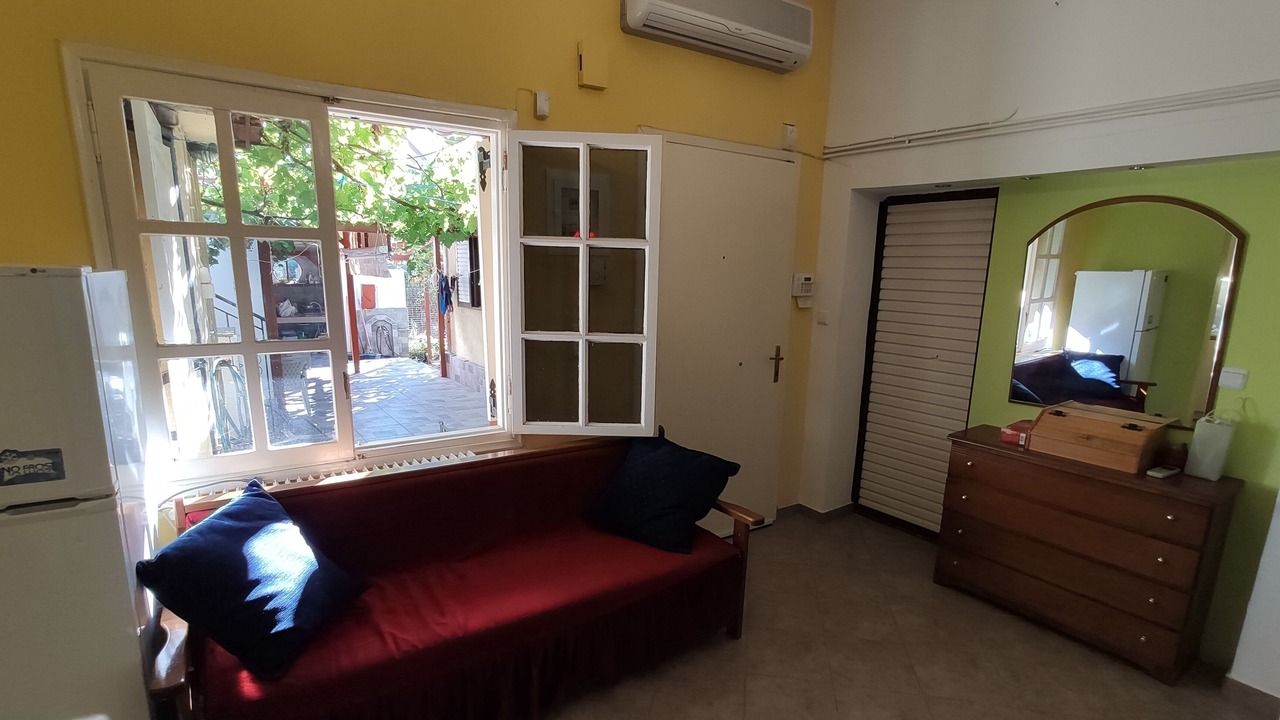 Photo of Livingroom in Eretria